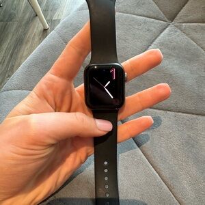 Black Smartwatch with Black Silicone Band - Brand Unknown